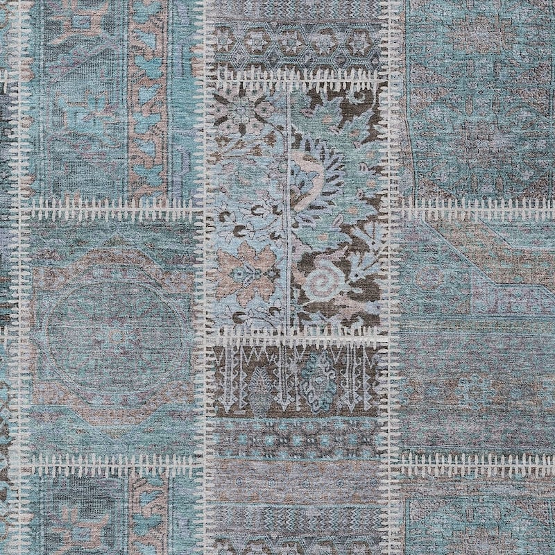 HomeRoots Patchwork Transitional Rectangle Outdoor Rug