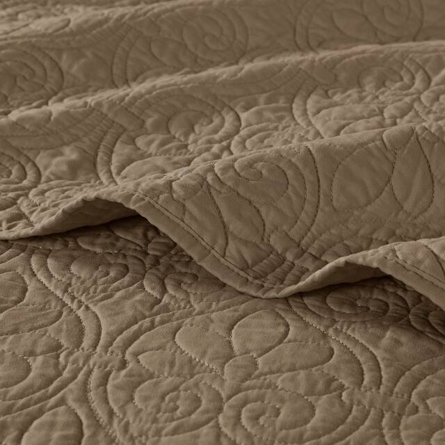 Madison Park Mansfield Reversible Bedspread Set