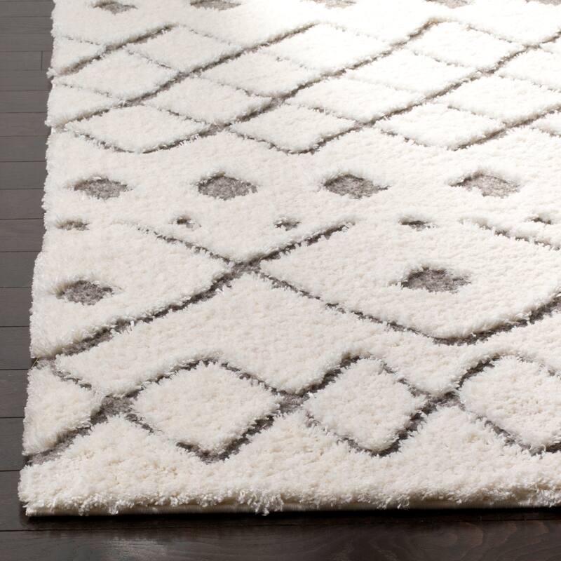 SAFAVIEH Sparta Shag Albertina 1.2-inch Thick Rug