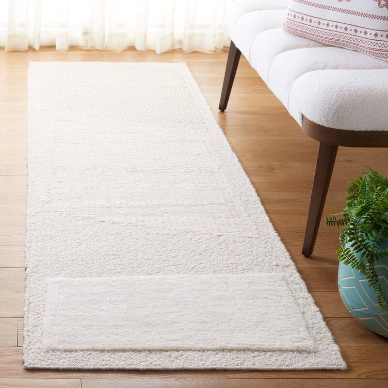 SAFAVIEH Hand-Woven Vermont Deeann Transitional Wool Rug - 2'3" x 8' Runner - Ivory