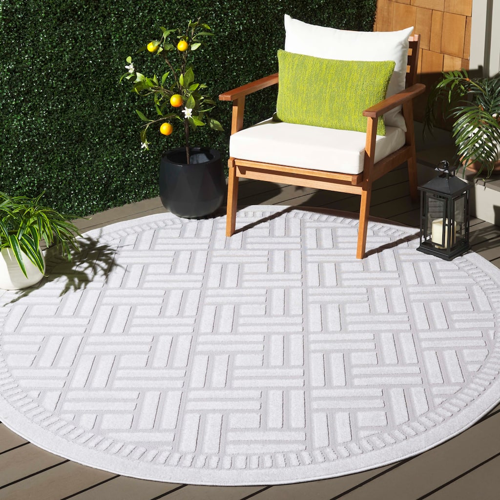 SAFAVIEH Stella Majken Transitional Indoor/Outdoor Washable Backyard Patio Rug