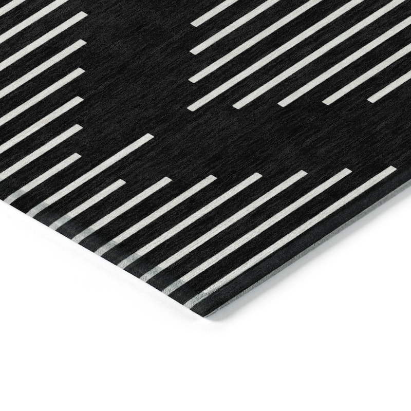 Machine Washable Indoor/ Outdoor Modern Stripe Chantille Rug