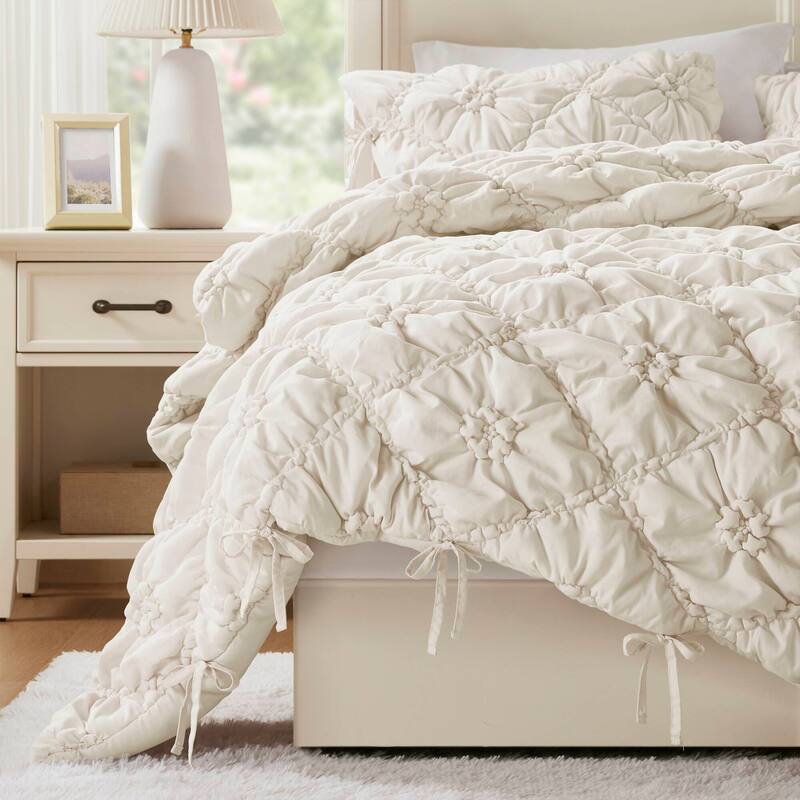 Intelligent Design Lily Embroidered Comforter Set