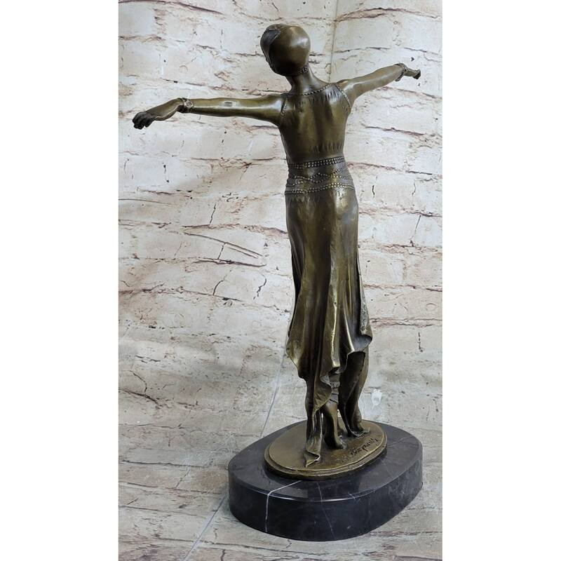 Bronze Sculpture D.H. Chiparus Dancer Standing On Her Toes Bronze Sculpture Deco