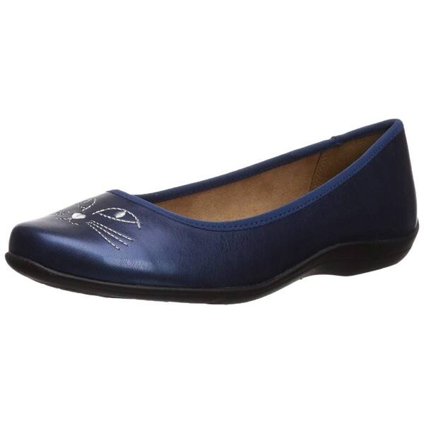 Shop Soft Style Womens Kittycat Fabric Closed Toe Ballet Flats