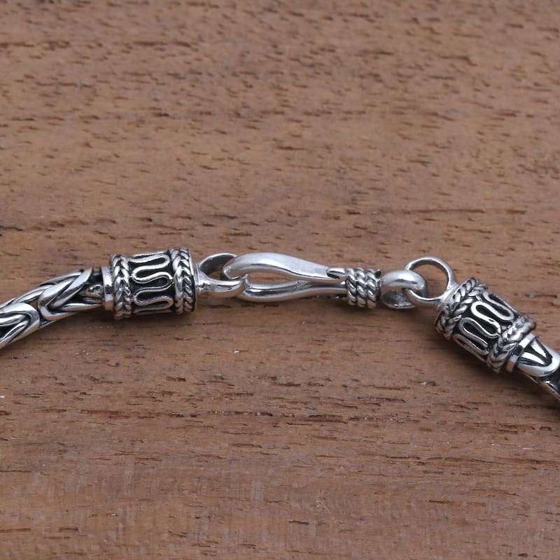 Handmade Borobudur Collection Buddhist Zen Inspired Naga Snake Mens or Womens Sterling Silver Chain Bracelet (Indondesia)