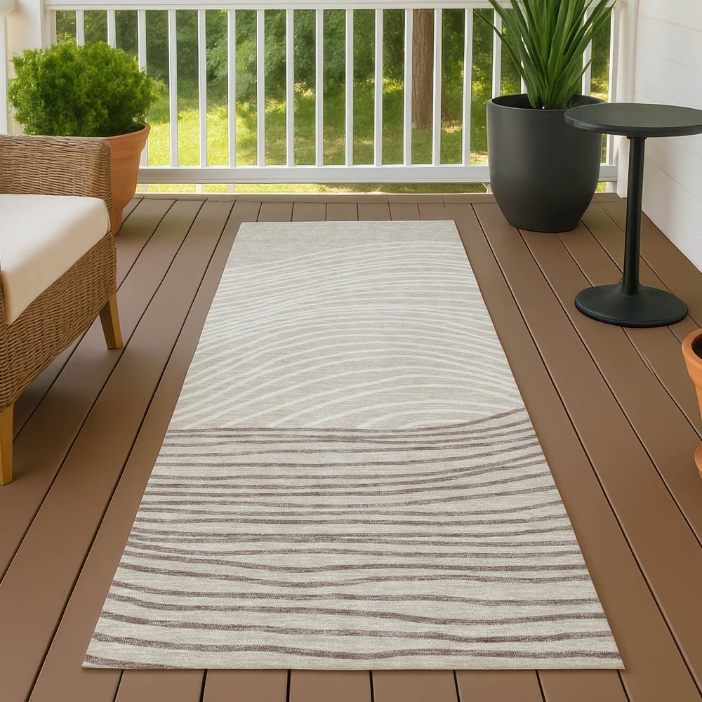 Machine Washable Indoor/ Outdoor Modern Arches Chantille Rug