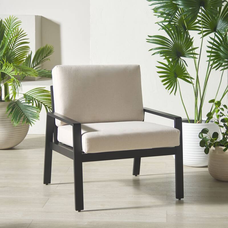 SAFAVIEH Couture Outdoor Patio Furniture Guam Aluminum Chair - 29"W x 29"D x 28"H