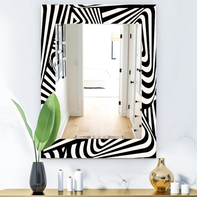 Designart 'Black & White 5' Modern Mirror - Contemporary Printed Wall Mirror - 23.7 in. wide x 31.5 in. high