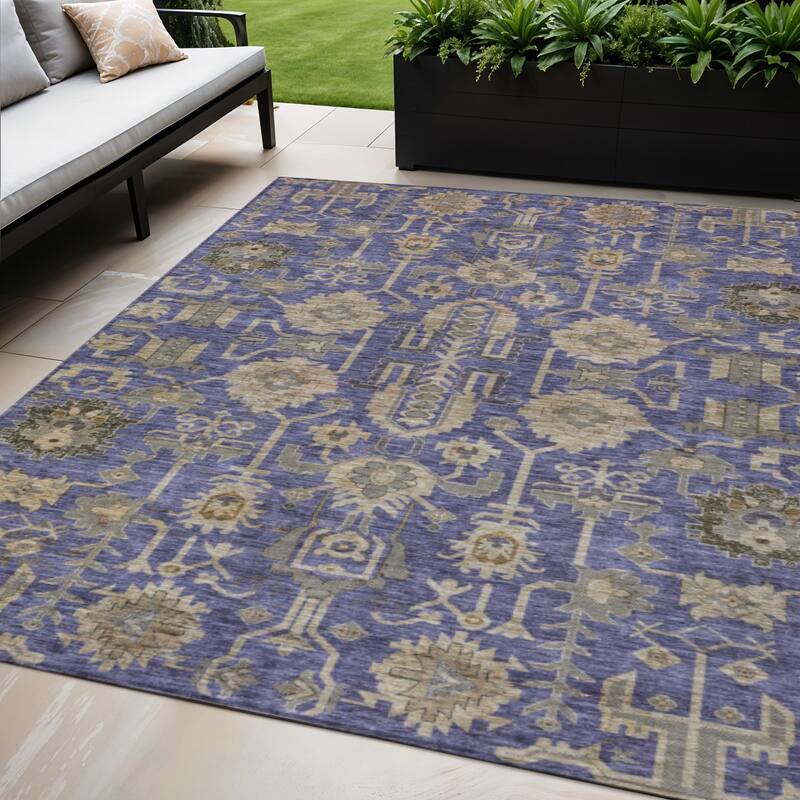HomeRoots Oriental Traditional Rectangle Outdoor Rug - 5' X 8'