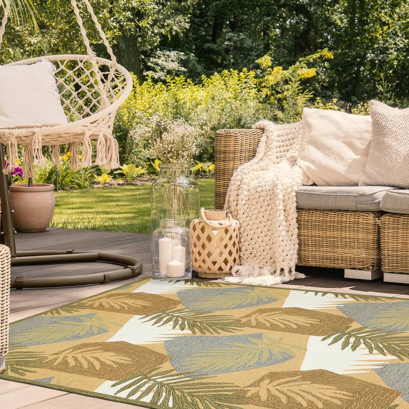 Liora Manne Capri Patchwork Palms Indoor/Outdoor Rug