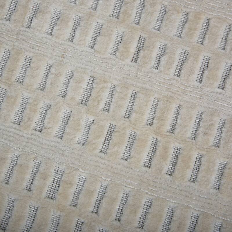 Alora Decor Pure Hand Loomed High/Low Geometric Rug