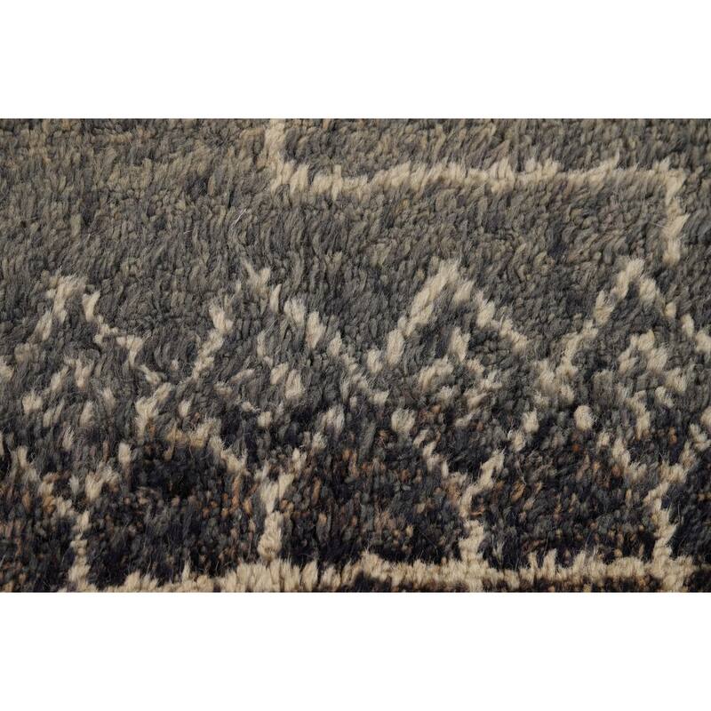 Plush Moroccan Area Rug Hand-Knotted Bedroom Wool Carpet - 6'10" x 9'10"