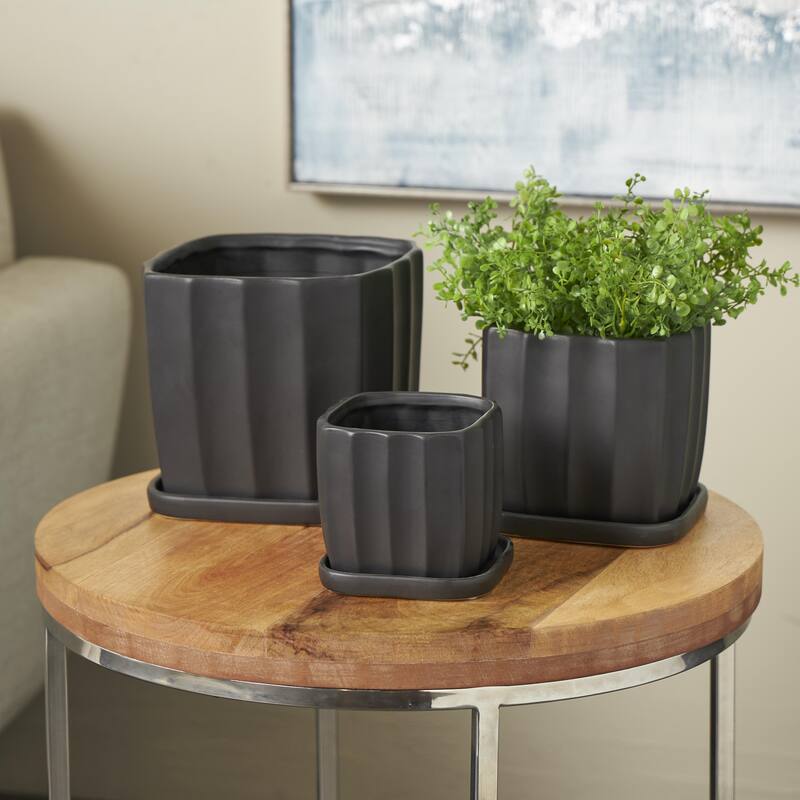 Black or White Ceramic Ribbed Indoor Outdoor Planter with Attached Saucer (Set of 3) - Black
