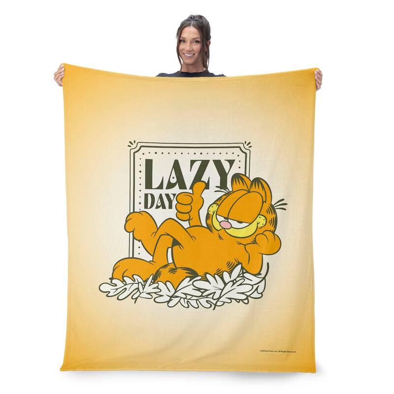 Nickelodeon Garfield Silk Touch Throw Blanket