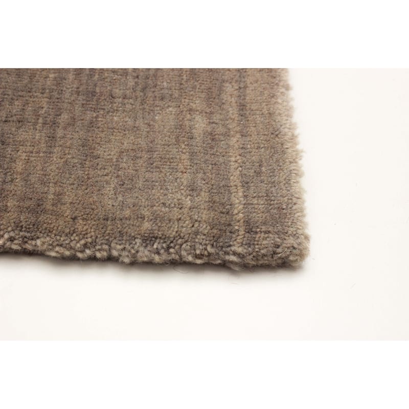 Kashkuli Gabbeh Grey Rug 4'8" x 6'6" - 4'8 x 6'6