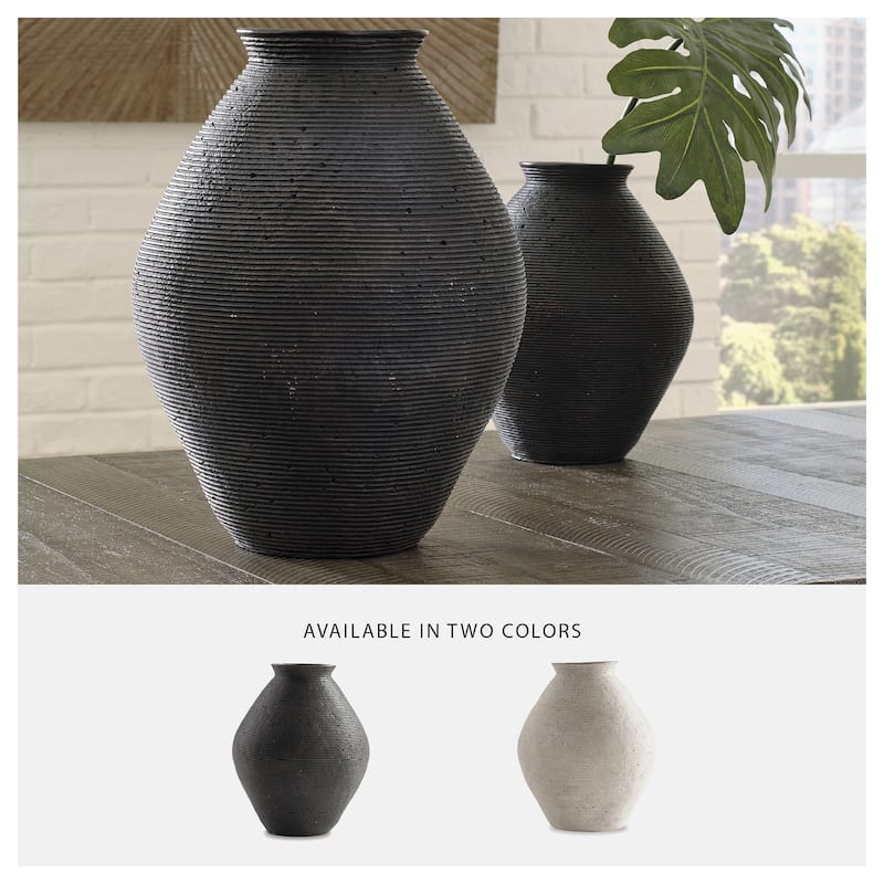 Hannela Vase