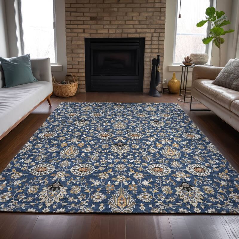 Machine Washable Indoor/Outdoor Traditional Persian Chantille Rug