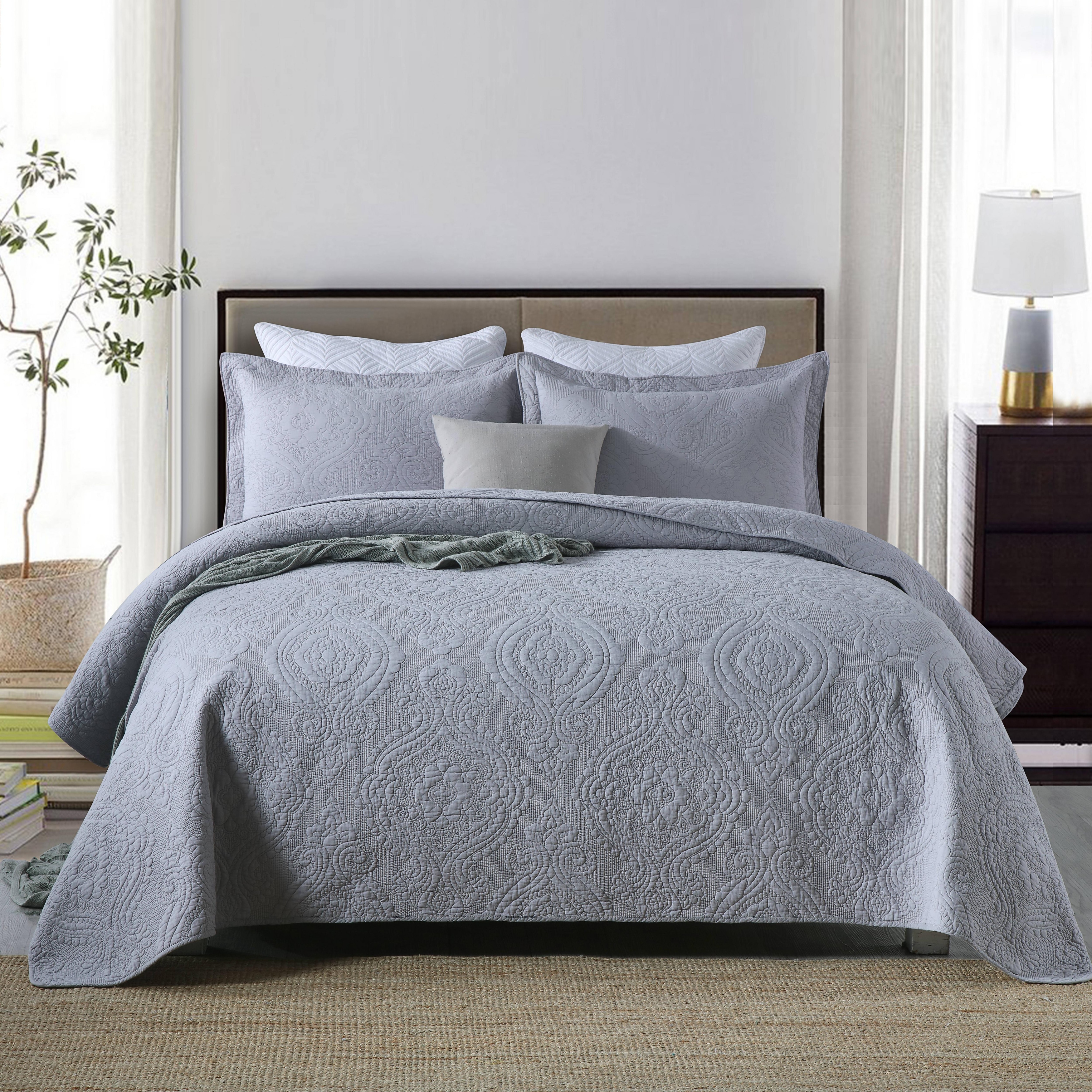 HULALA HOME Reversible 3 Piece Damask Quilt Set