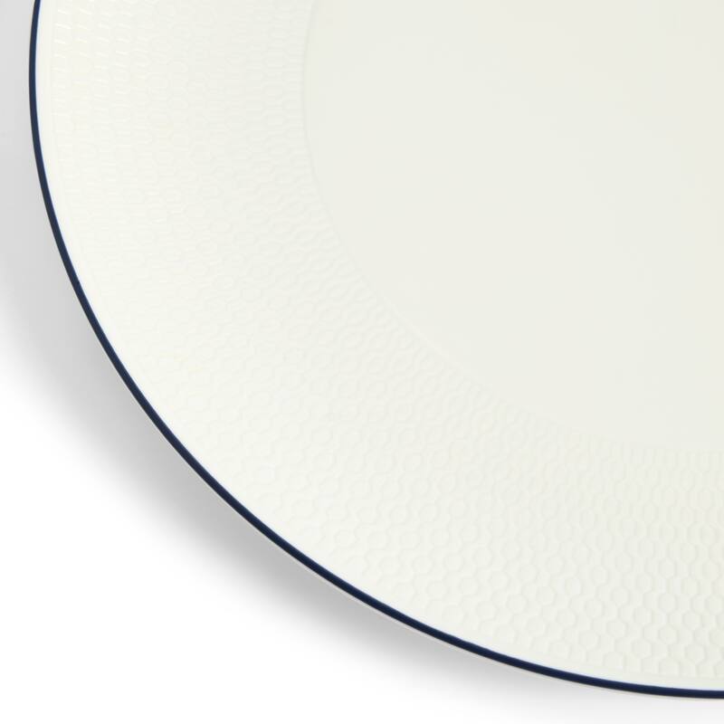 Wedgwood Gio Blue Plate 11.1in, Blue Line