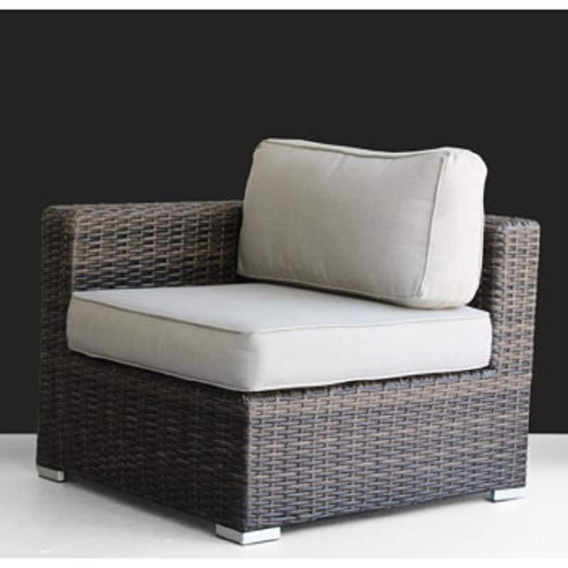LSI Wicker R/L Sectional With Cushions - Brown