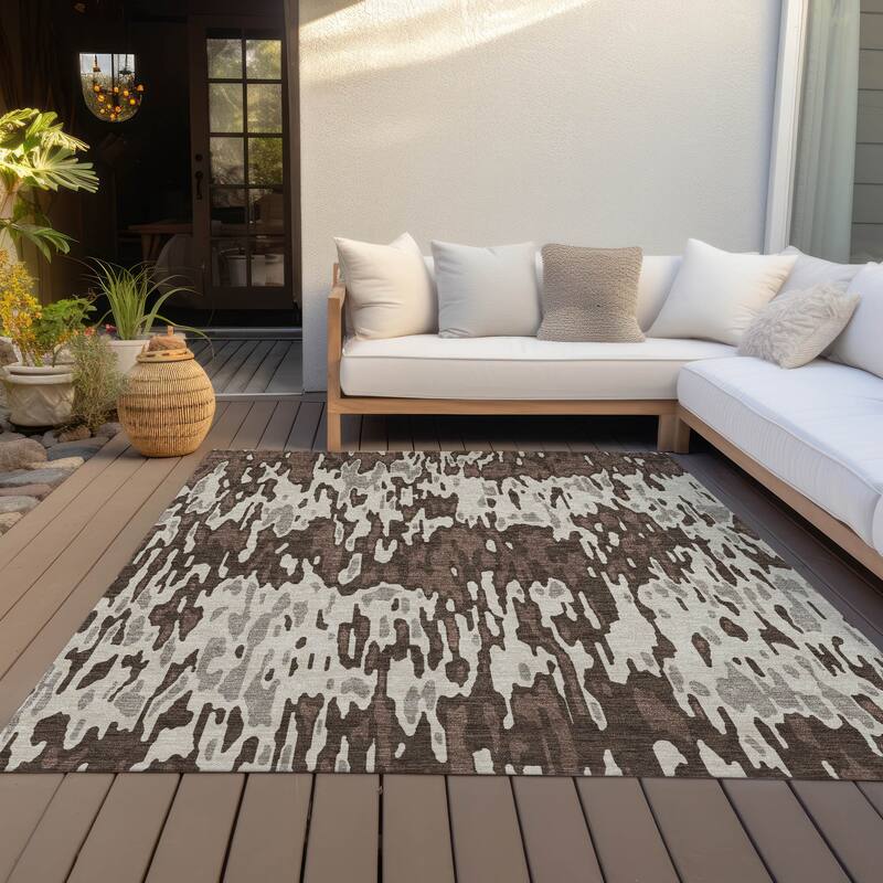 Machine Washable Indoor/ Outdoor Modern Watercolor Chantille Rug