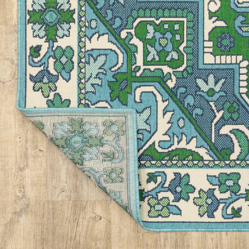 Miramar Oriental Medallion Blue/ Green Indoor/Outdoor Area Rug