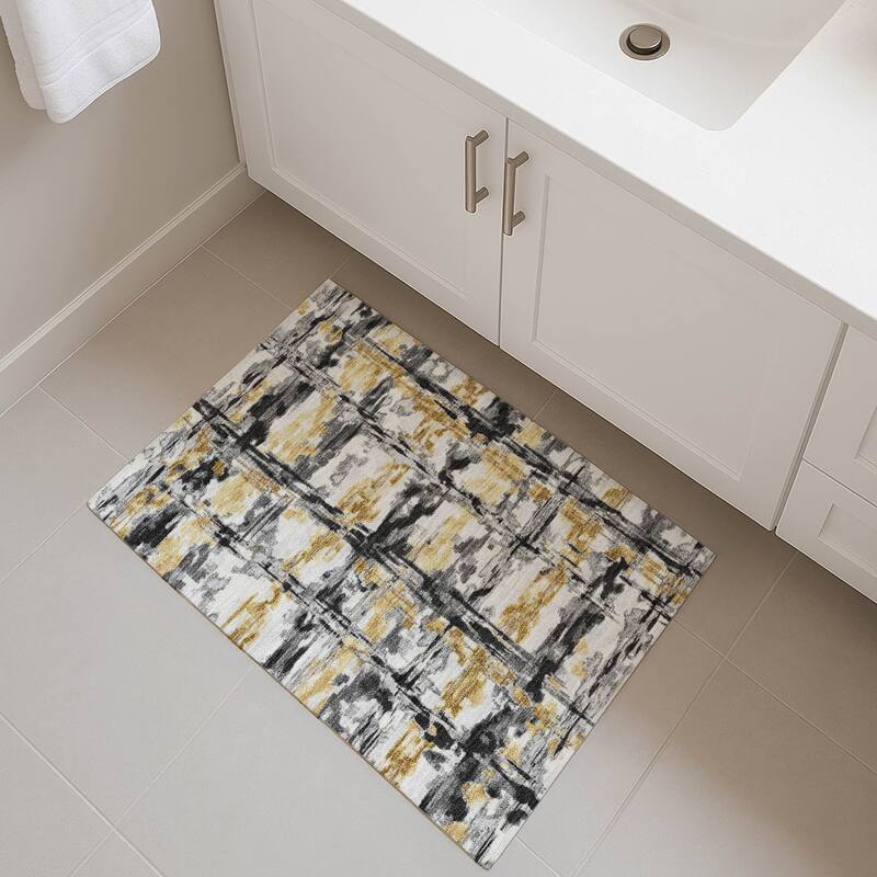 Machine Washable Indoor/ Outdoor Casual Fowler Chantille Rug