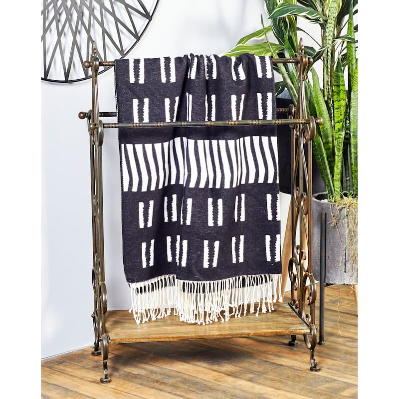 Black Wood Scroll Quilt Rack - Black
