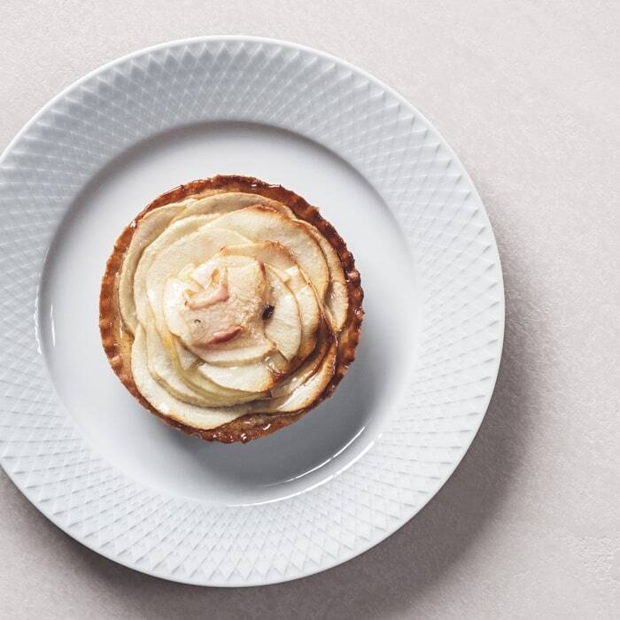 Lyngby Porcelæn Rhombe Plate, White - Ø: 8.3"
