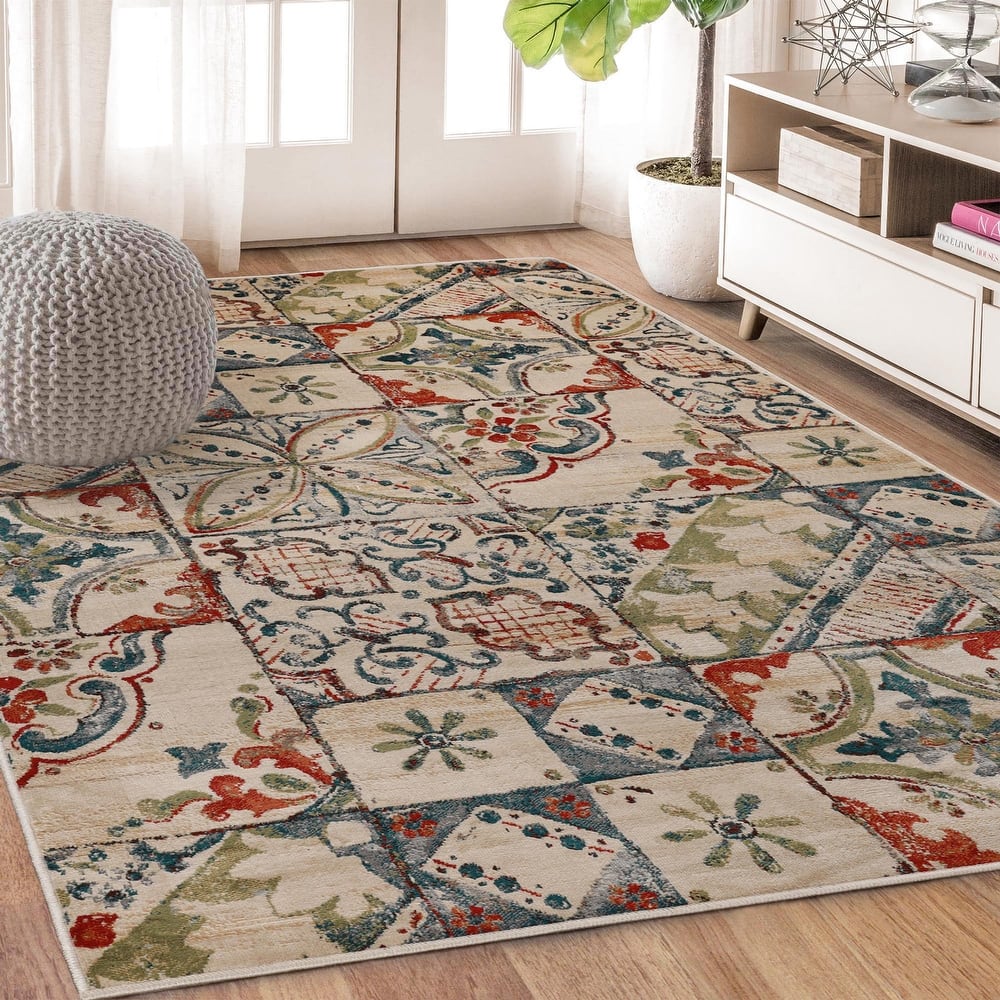 Superior Vanessa Vintage Floral Patchwork Indoor Runner or Area Rug
