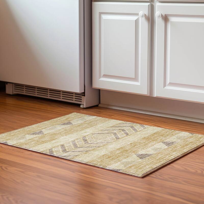 Premium Washable Super Soft Southwest Ombre Mayfield Rug - Gold - 1'8" x 2'6"