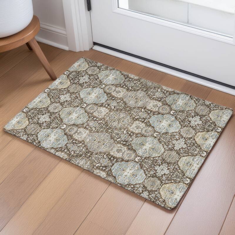 Machine Washable Indoor/ Outdoor Traditional Tracey Chantille Rug