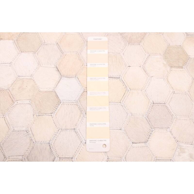 ECARPETGALLERY Handmade Cowhide Patchwork Cream Leather Rug - 8'0 x 10'0