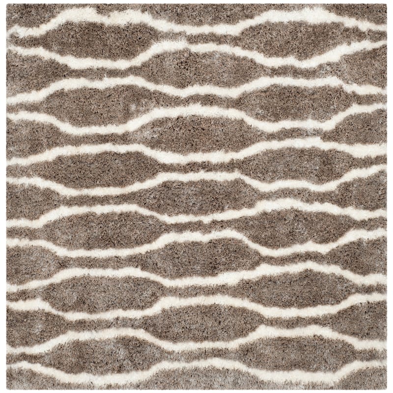 SAFAVIEH Handmade Barcelona Shag Kleo Polyester Rug - 5' Square - Silver/Ivory