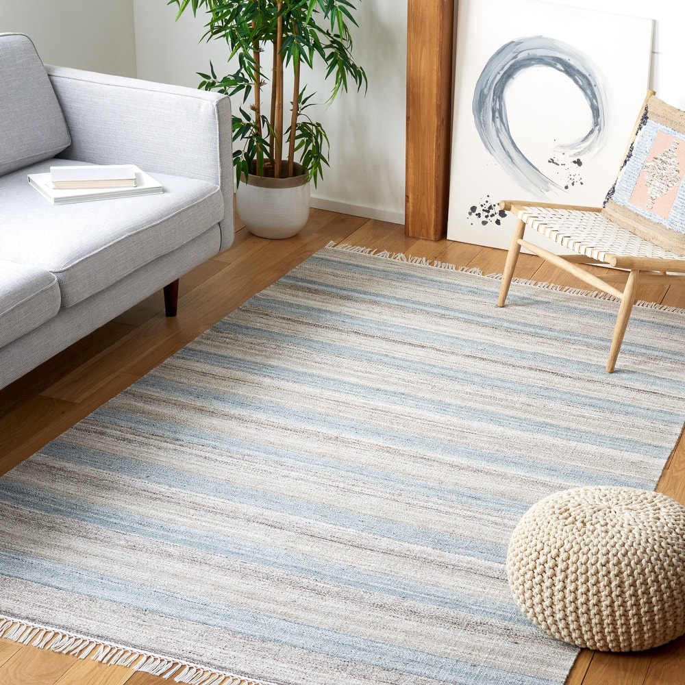 SAFAVIEH Striped Kilim Rivkah Boho Fringe Rug