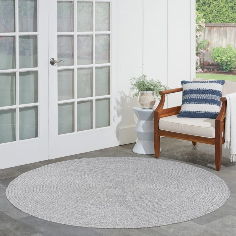 Superior Braided Reversible Indoor/Outdoor Area Rug