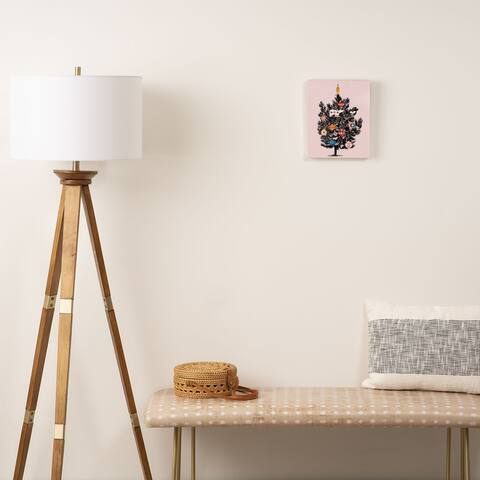 Showmemars 'Retro Christmas Tree No3' Art Canvas