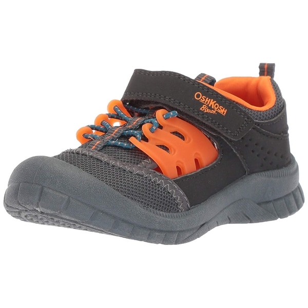 oshkosh bump toe athletic sneakers