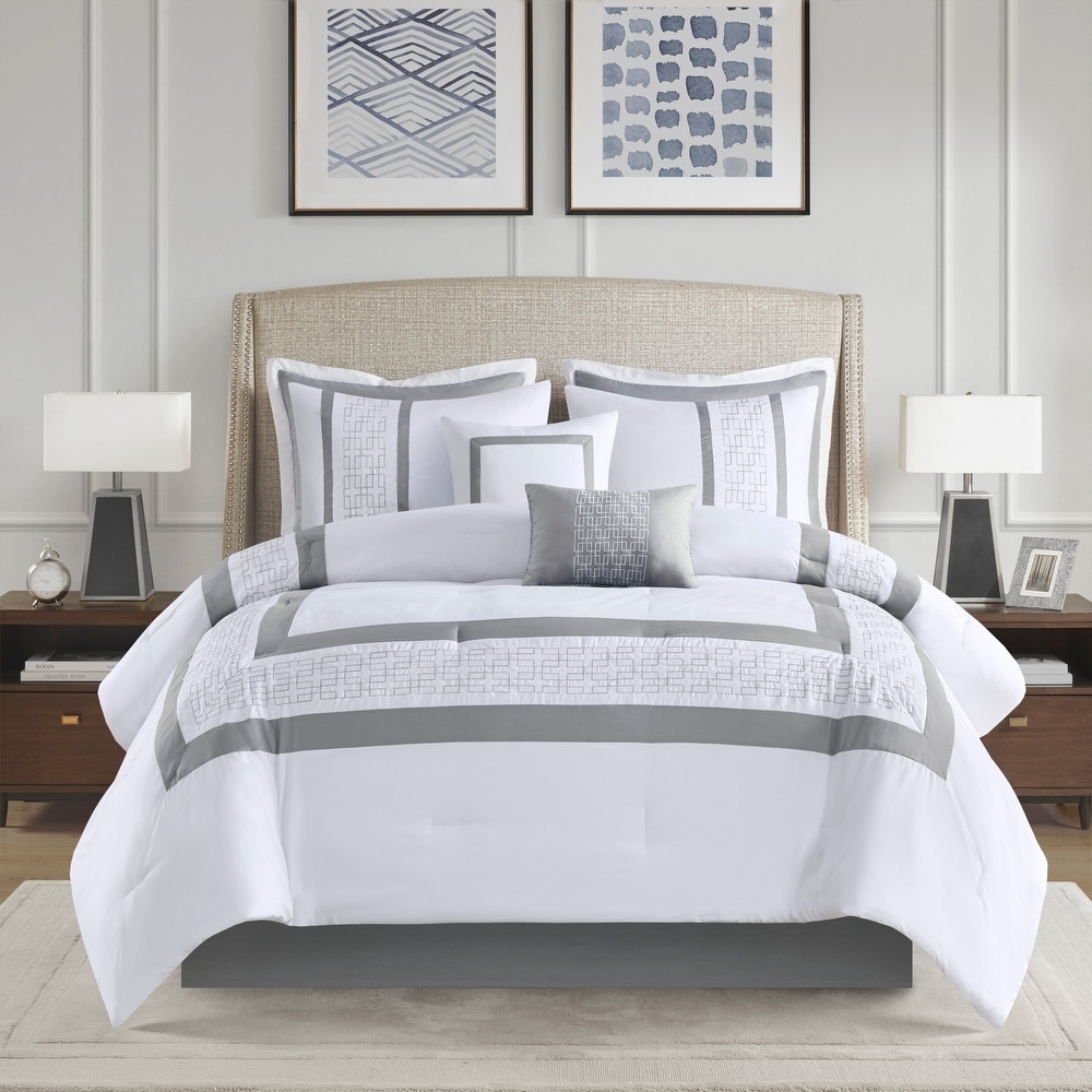 Hotel Suite 4-piece 1200 Thread Count Cotton-rich Embroidery Bed