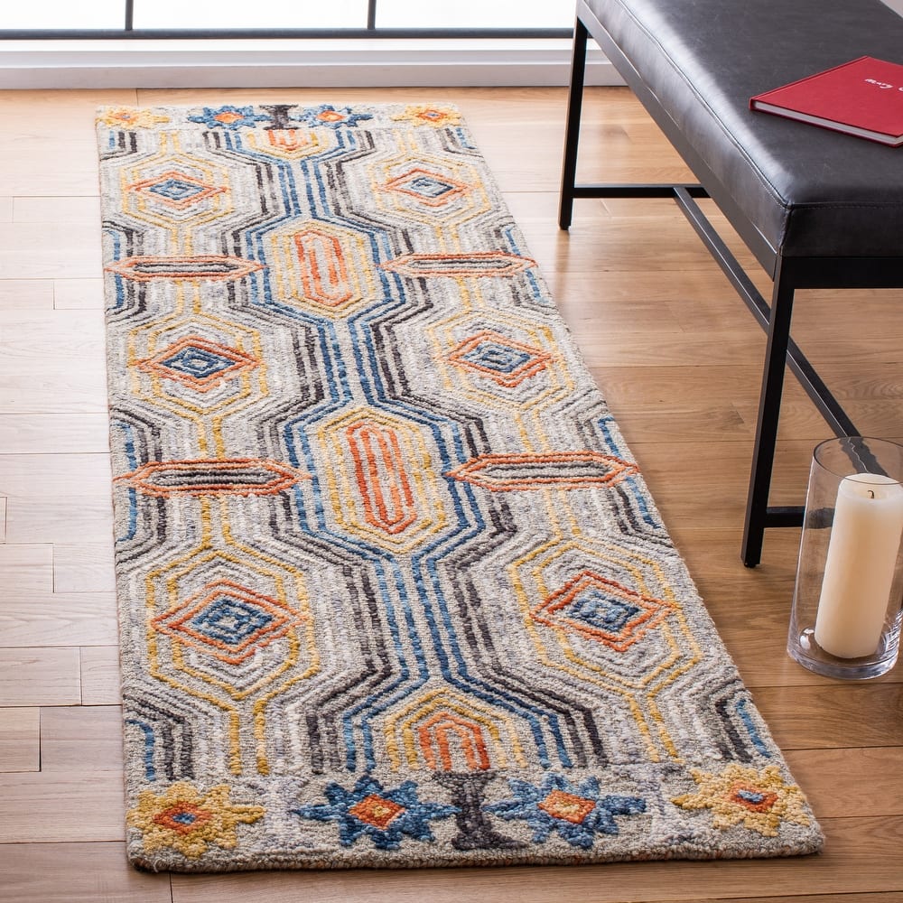 SAFAVIEH Handmade Trace Shalonda Geometric Wool Rug