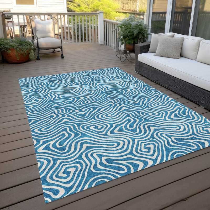 Machine Washable Indoor/ Outdoor Modern Trance Chantille Rug