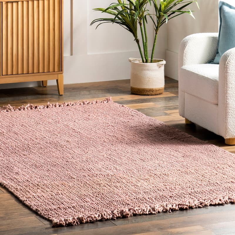 Nuloom Delilah Solid Chunky Jute Tassel Area Rug