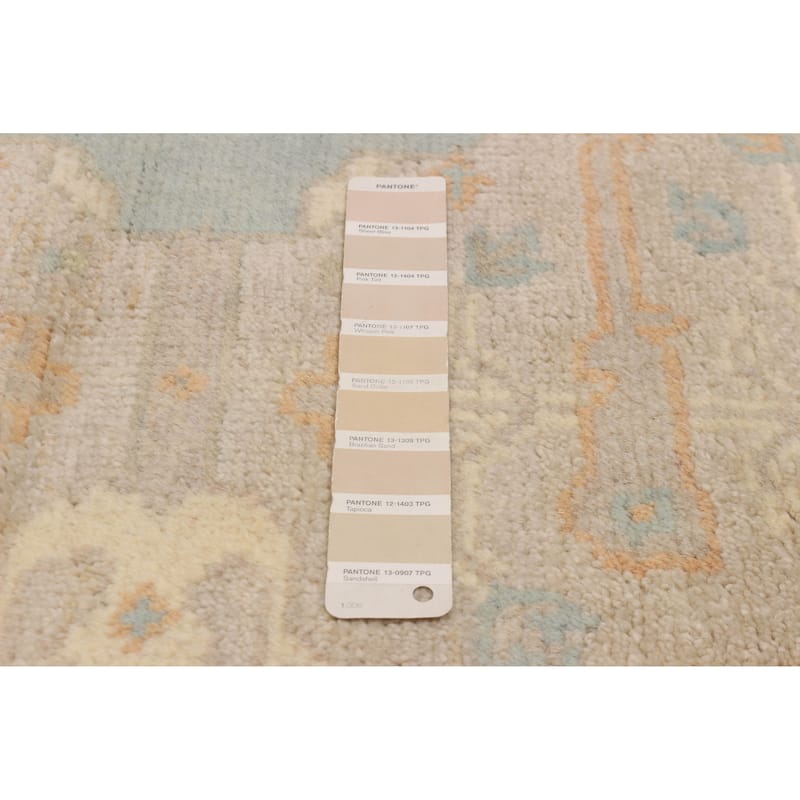 ECARPETGALLERY Hand-knotted Royal Oushak Beige Wool Rug - 5'10 x 5'10