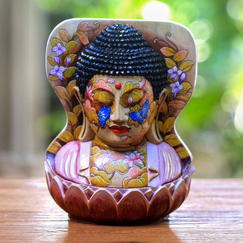 Handmade Buddha at One with Nature Wood statuette (Indonesia) - 29 x 22 x 15