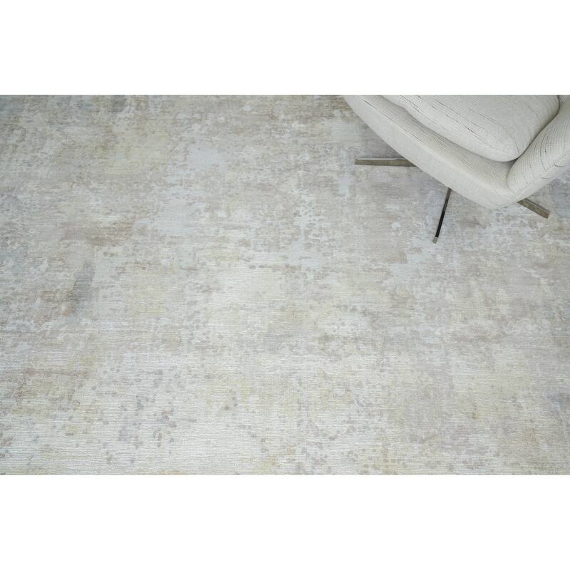 EXQUISITE RUGS Murano Hand-loomed Wool/Bamboo Silk Nutshell Area Rug.
