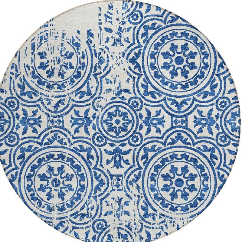 HomeRoots Medallion Transitional Rectangle Outdoor Rug