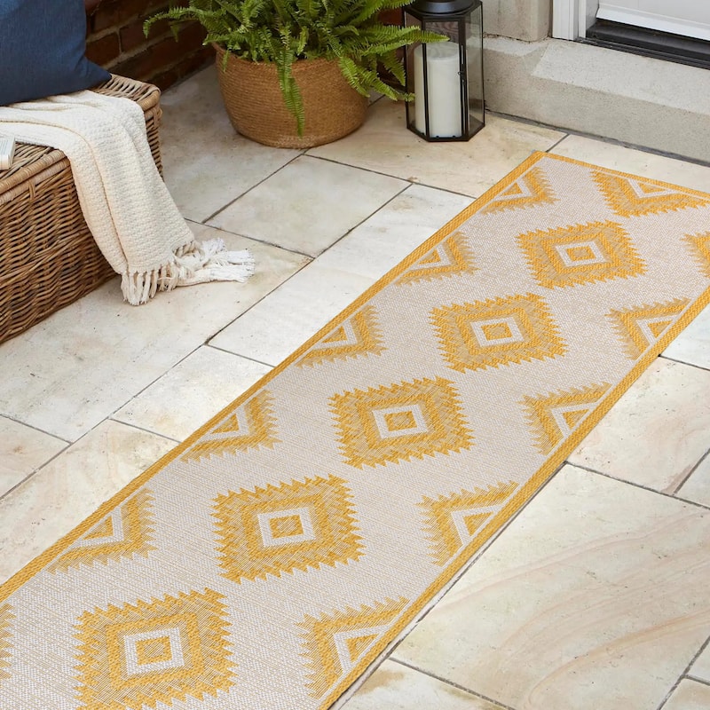 JONATHAN Y Aimee Geometric Moroccan Diamond Black/Cream Indoor/Outdoor Area Rug