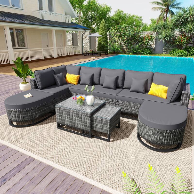 7-Piece Outdoor Wicker Sectional Sofa Set, All-Weather Patio Rattan Furniture Set with Coffee Table and Pillows