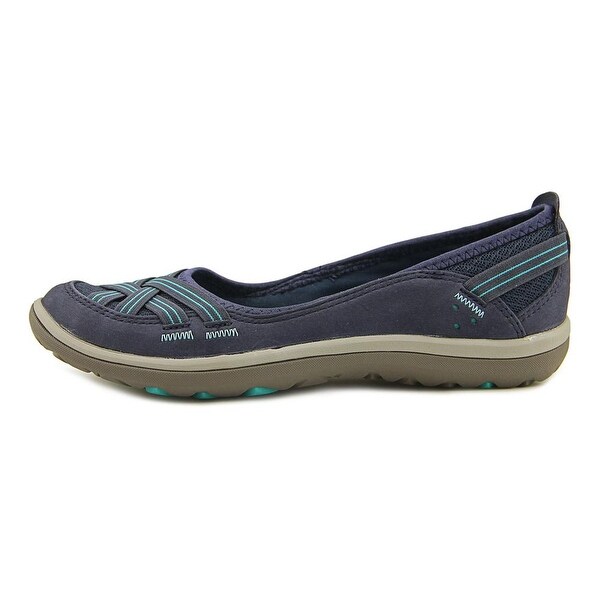 clarks aria pump